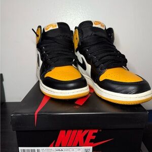 Nike Air Jordan High Black and Yellow Shoes